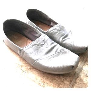 Sale!!!  Light gray Toms flats